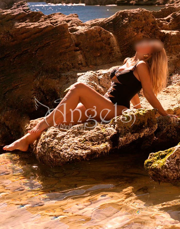 Alaia - Escorts en Mallorca