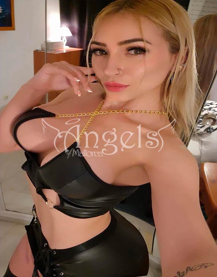Escorts in Arenal
